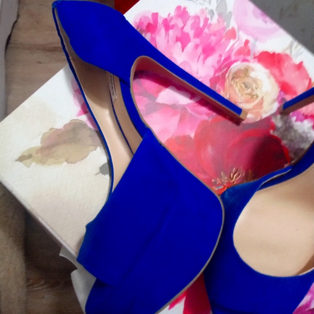 Steve Madden Blue suede heels 8.5